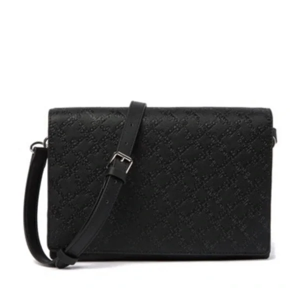 FRENCH Connection
Marin Messenger Bag - Picture 1 of 5